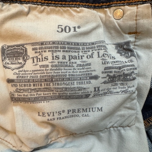 Vintage Levis 501XX Jeans Men’s W34 x L30 Straight Leg Button Fly Dark Denim - Picture 6 of 10